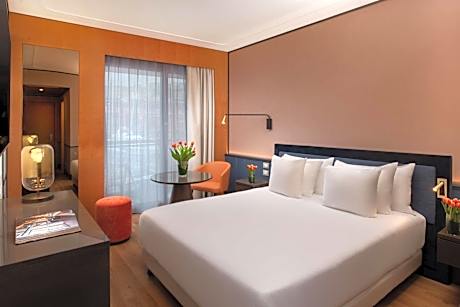 Superior Room with Balcony and View