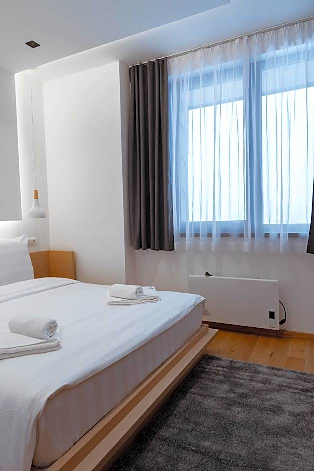 Aparthotel Zlatni Javor