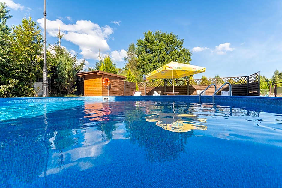 Sztutowo Lazurowy Dwór - Apartamenty oraz Pokoje z Parkingiem