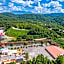 Days Inn By Wyndham Pigeon Forge South