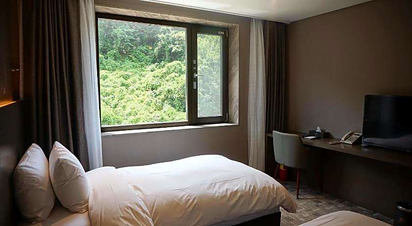 Mudeung Park Hotel