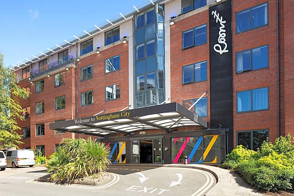 Aparthotel Roomzzz Nottingham City