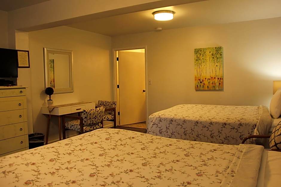 Zdjęcie 1 z 6 — 2 Queen Beds