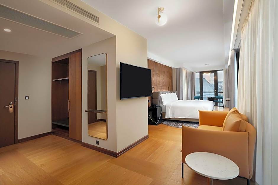 Iceland Parliament Hotel, Curio Collection by Hilton