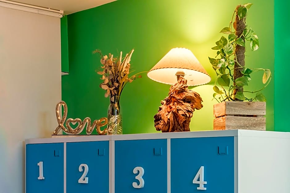 OXYGEN HOSTEL Capsula