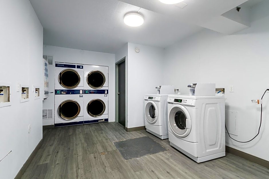 Best Western Plus Executive Residency Denver-Central Park Hotel