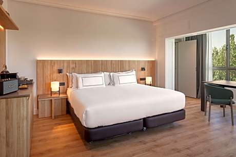 Grand Suite The Level
