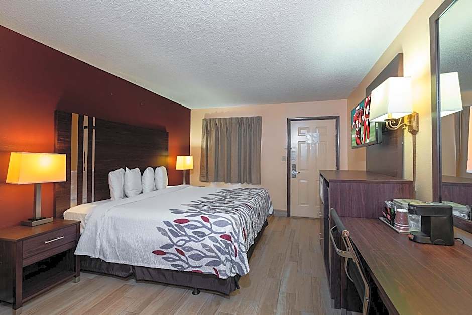 Red Roof Inn Valdosta - University