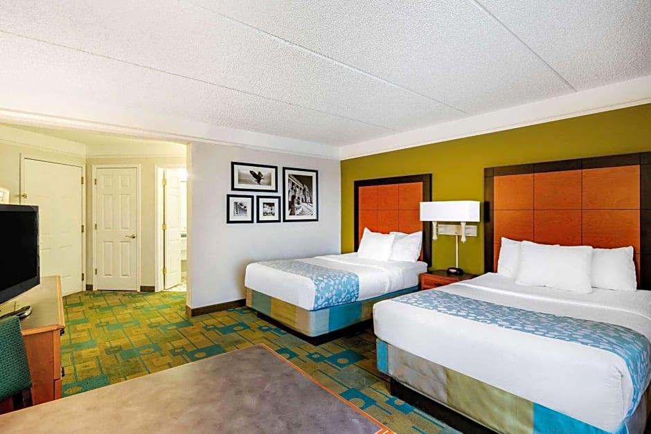 La Quinta Inn & Suites by Wyndham Fremont / Silicon Valley
