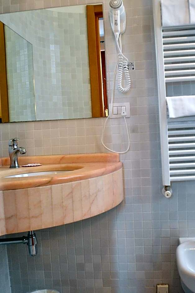 Hotel Italia
