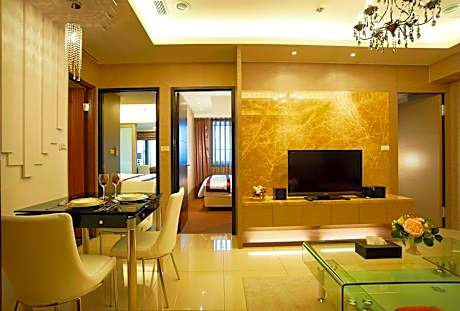 Premium Quadruple Room