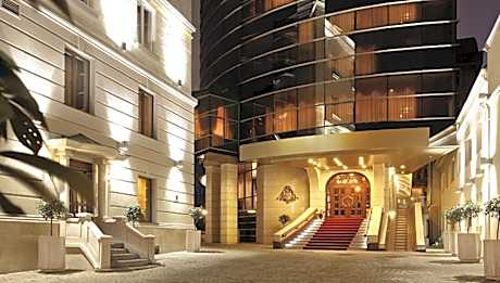 Nobil Luxury Boutique Hotel