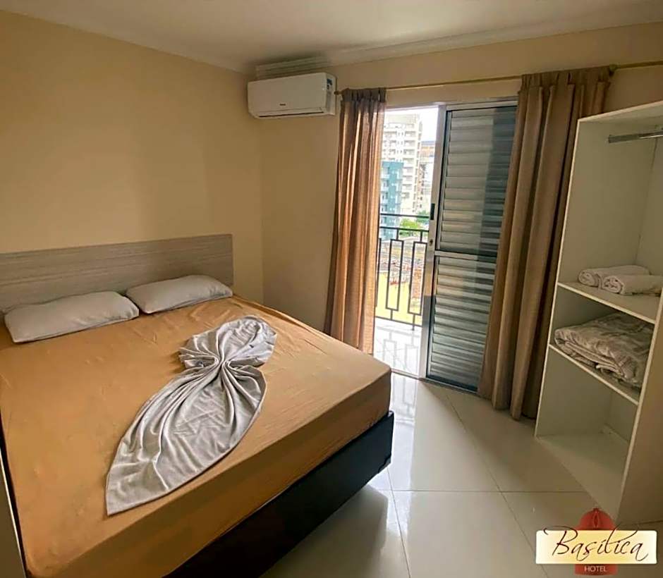 Basilica Palace Hotel