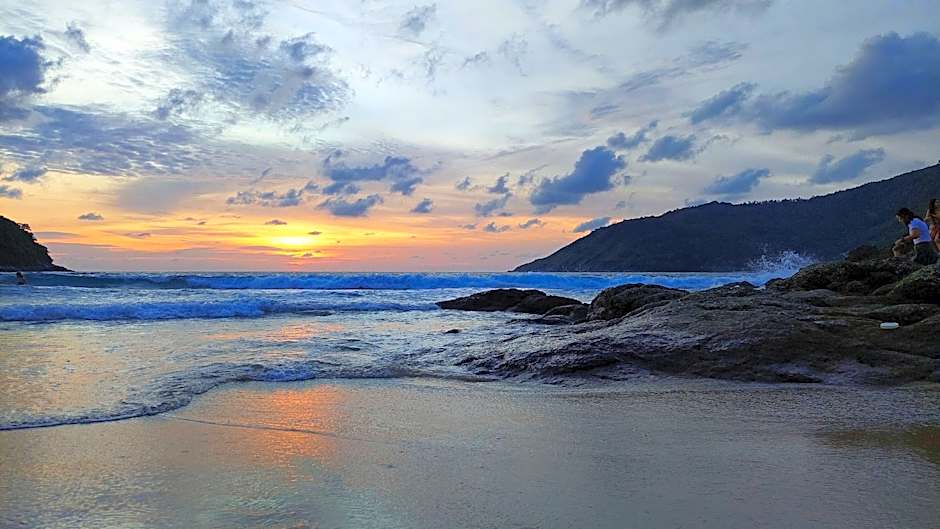 Baan Si Khao yanui