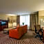 Clarion Collection Arlington Court Suites Hotel