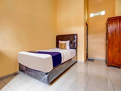 OYO Life 90433 Serasi Kost