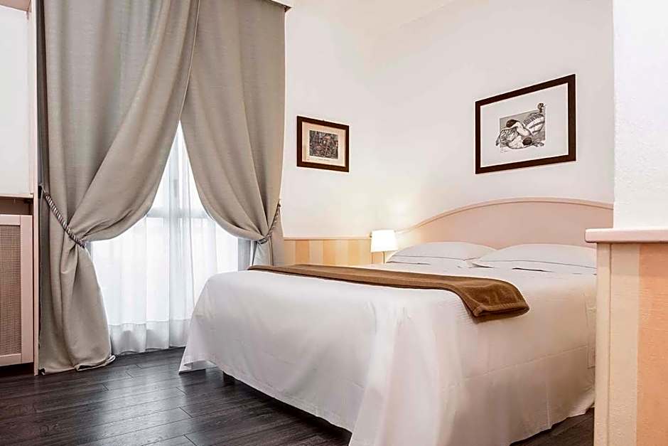 Hotel Poli