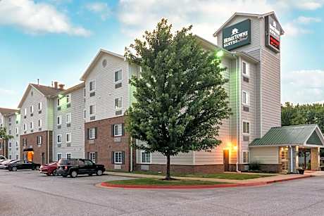 HomeTowne Studios & Suites Bentonville