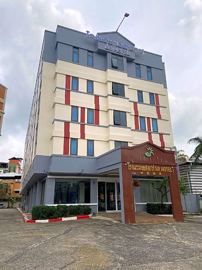 SR Hotel