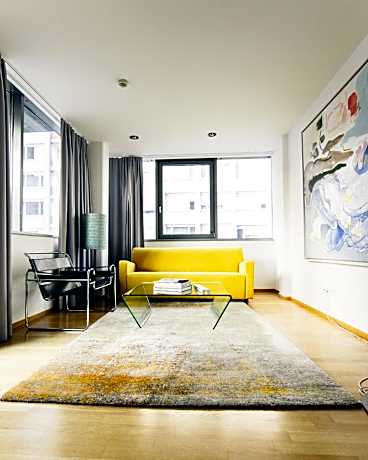 Apartment (3 Adults)