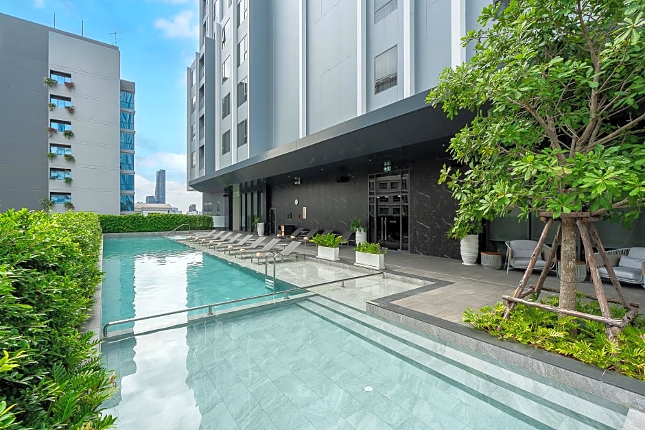 Staybridge Suites Bangkok Sukhumvit By IHG