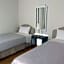 Cooks Endeavour Motor Inn - Near beach & Gold Coast Airport