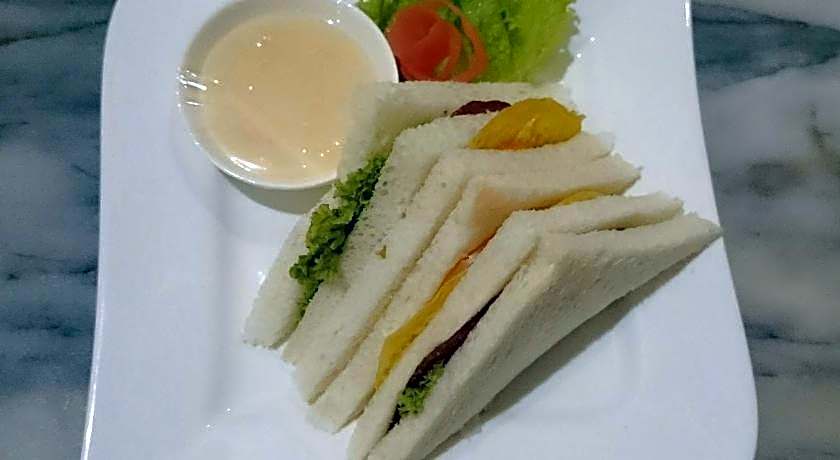 Grand Cepu Hotel