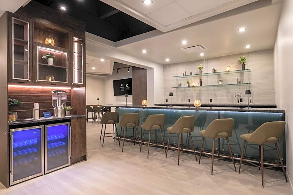 Quality Inn & Conference Centre Kingston Central