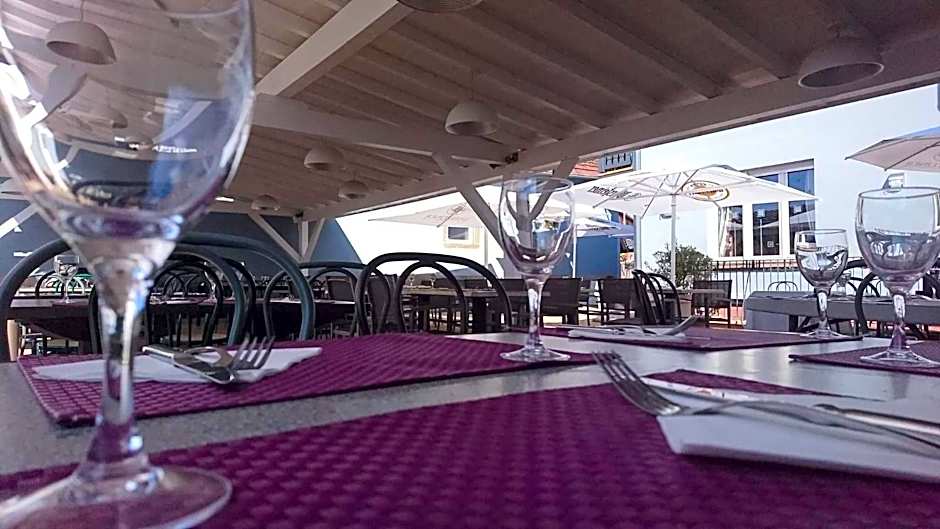 Logis Hotel Aux Comtes De Hanau