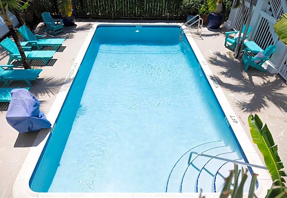 Palm Breeze Hotel