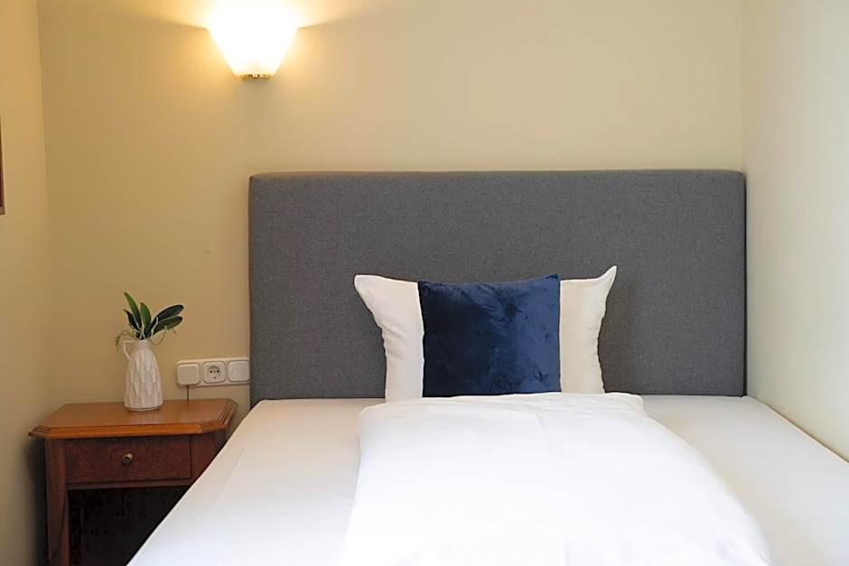 Hotel Altmünchen by Blattl