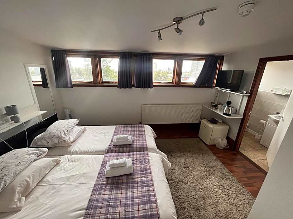 Breeze Guest House