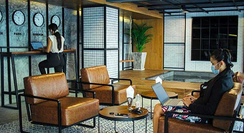 BE Baan Paradise Hotel