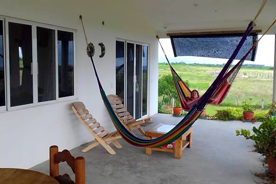 Casa Colibrí Agua Blanca