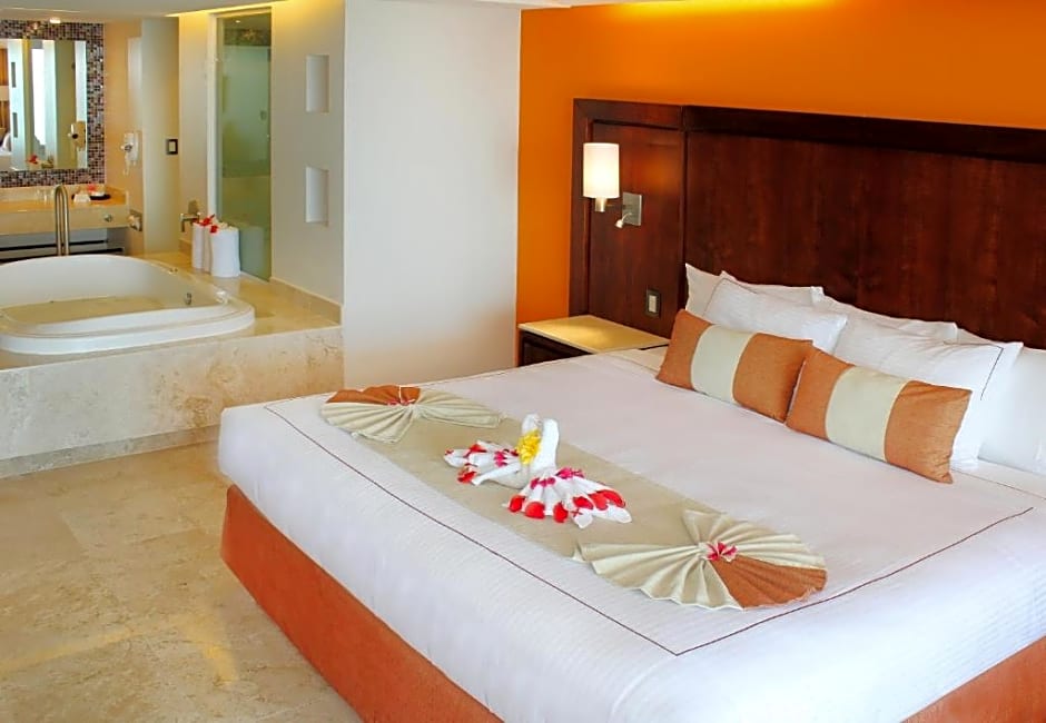 Azul Ixtapa Grand All Inclusive Suites - Spa & Convention Center