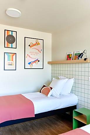 La Room Premium Twin