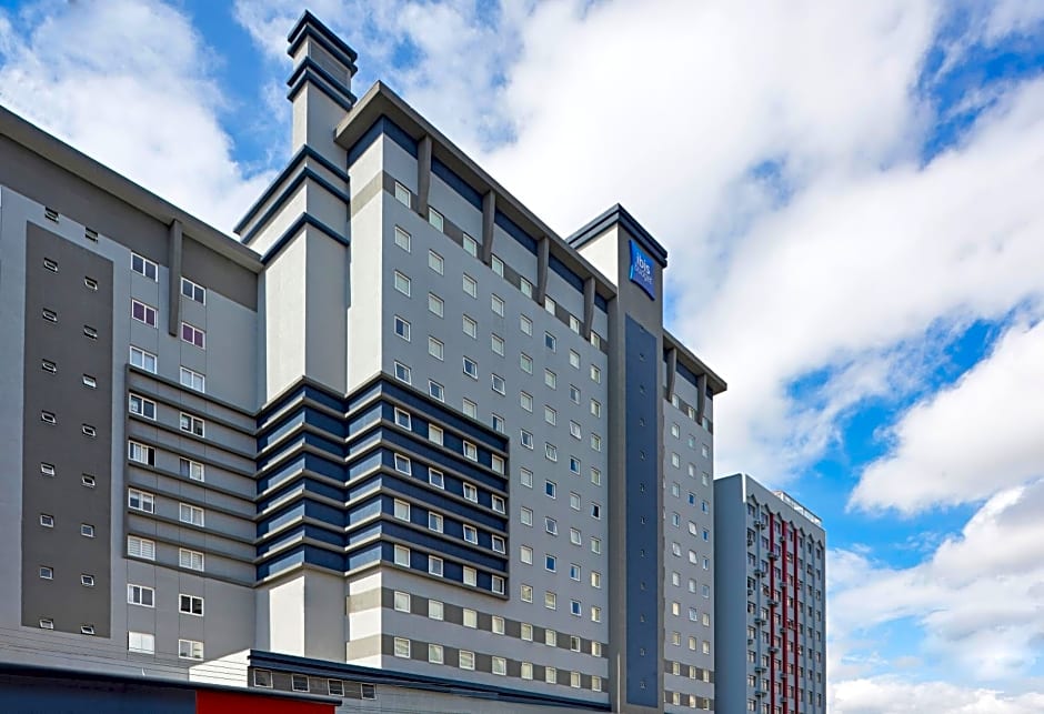 ibis budget Curitiba Centro