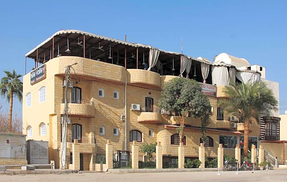 Nile Valley Hotel