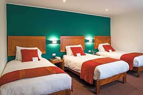 Triple Room with City View