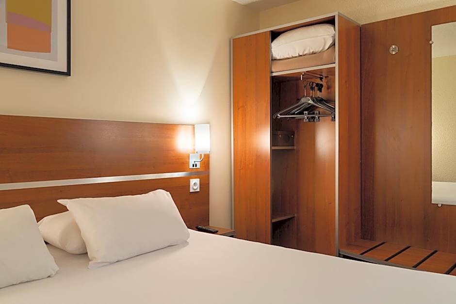 Comfort Hotel Aeroport Lyon St Exupery