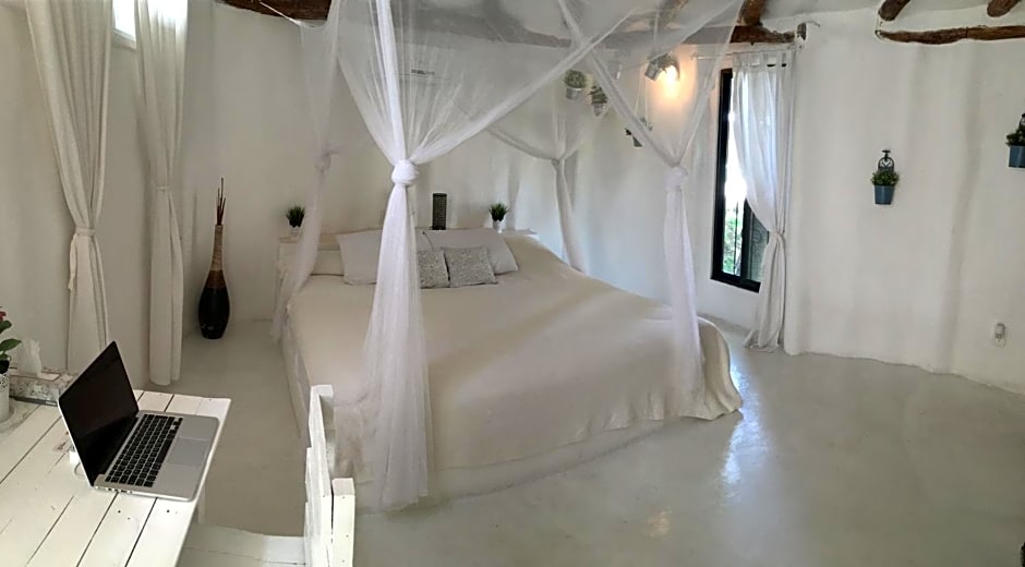 Harmony Glamping Boutique Hotel and Yoga