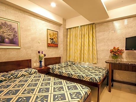 Quad Bed - 2 Double