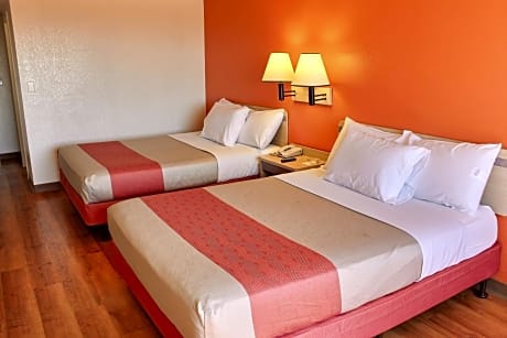 Queen Room with Two Queen Beds - Disability Access - Roll In Shower