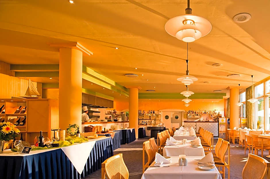 Baltic Zinnowitz - Hotel mit Meerwasserpool und Thermalbad