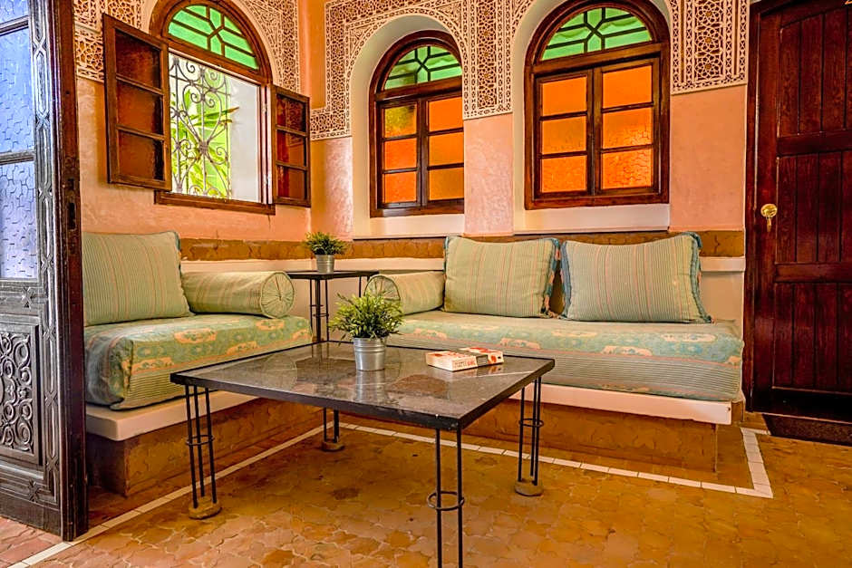 Riad Salt River