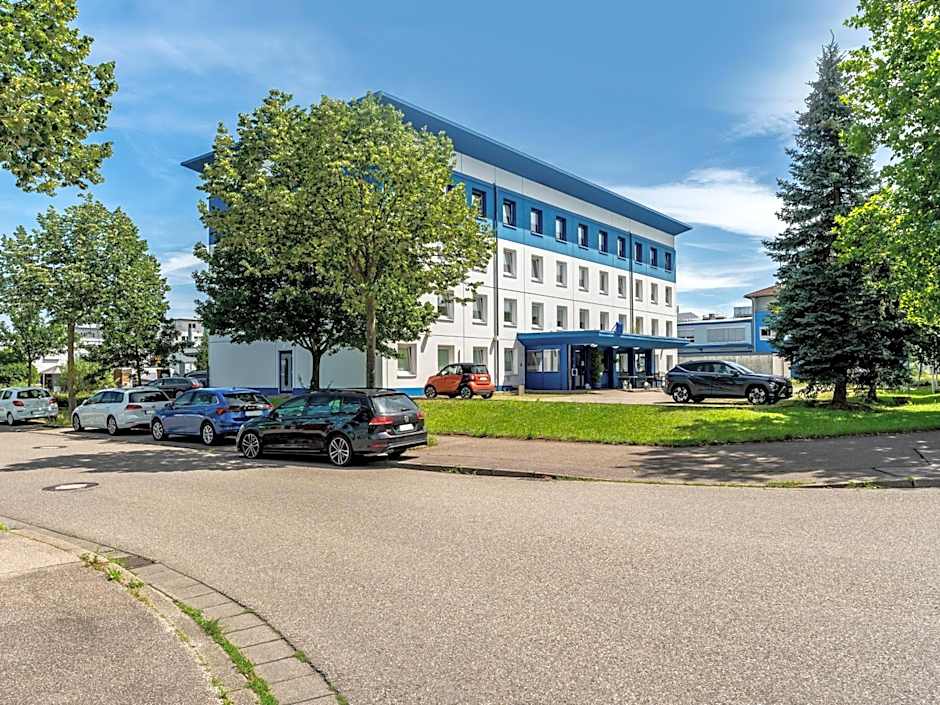 B&B HOTEL Freiburg-West