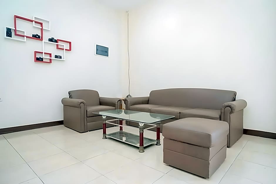 RedDoorz near Stasiun Tangerang