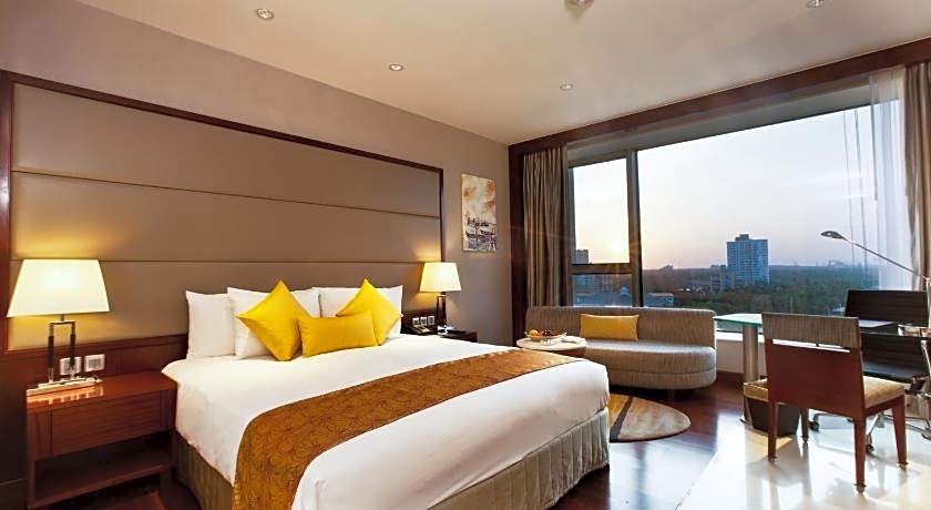 Crowne Plaza Kochi By IHG