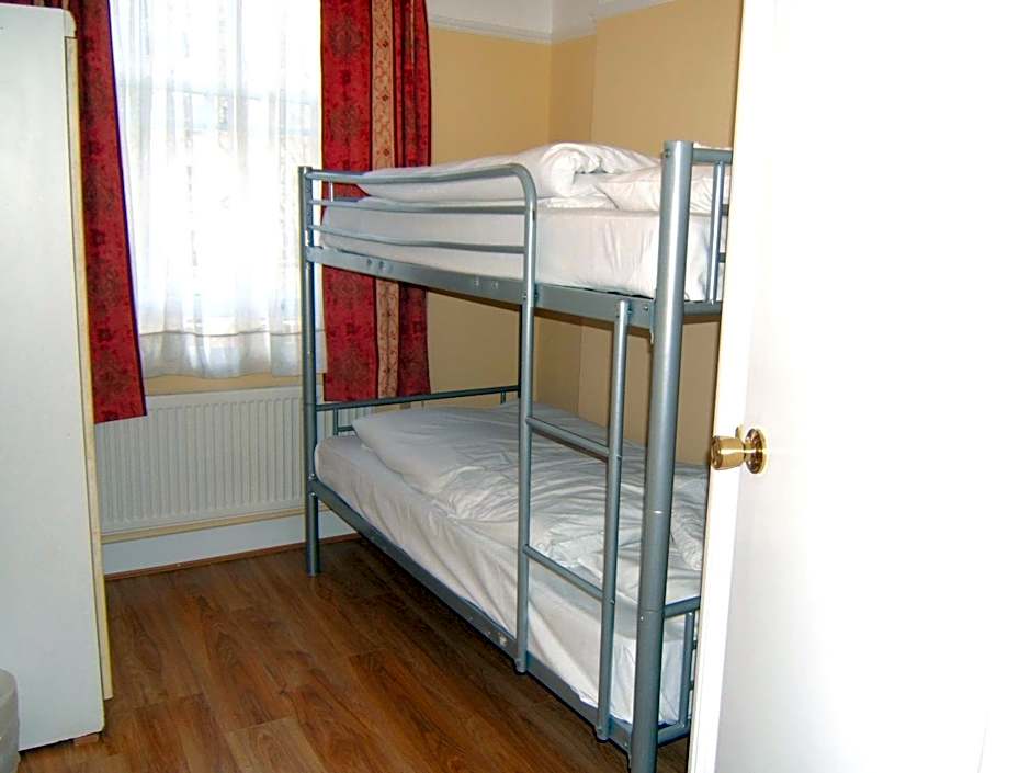 Dolphin Inn - The Lodge