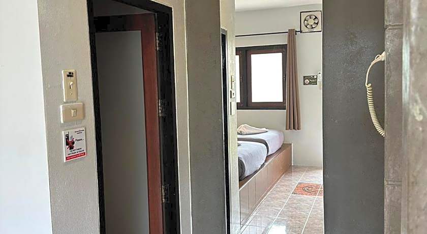 Baan Ma Feung Guest House